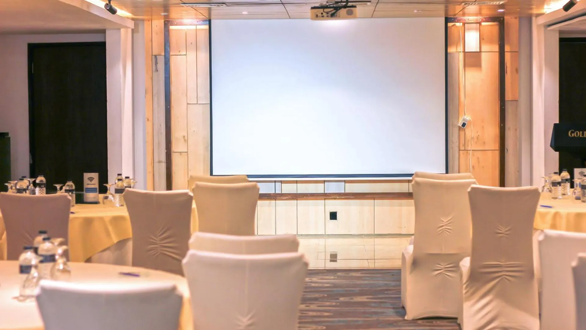 Golden Tulip - The Grandmark Dhaka Hotel